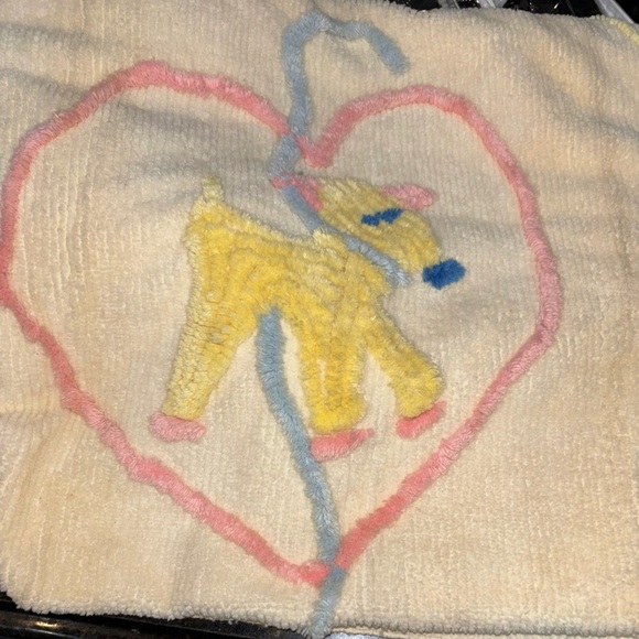 VINTAGE - Circa: 1962 Chenille Tufted Prod. Union Label, Babycore, Quiet Lux - Picture 4 of 7